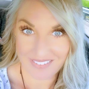 Meet your Posher, Sheena